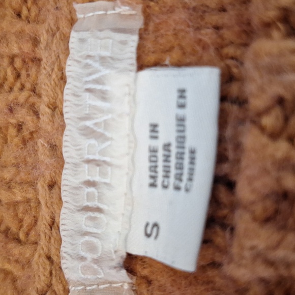 Oversized Off Shoulder Wool Knit Sweater, sz 6 NWOT - Picture 8 of 9